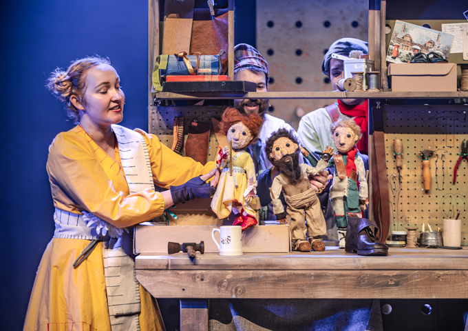 The Elves And The Shoemaker Photo By Craig Fuller (4)